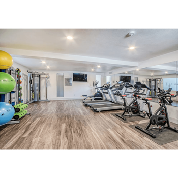 24/7 Fitness center